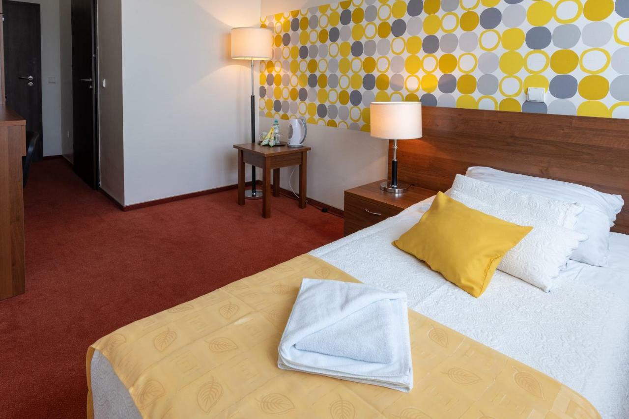 Terra Bella Hotell Biała Podlaska Exteriör bild