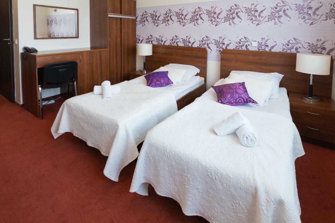Terra Bella Hotell Biała Podlaska Exteriör bild